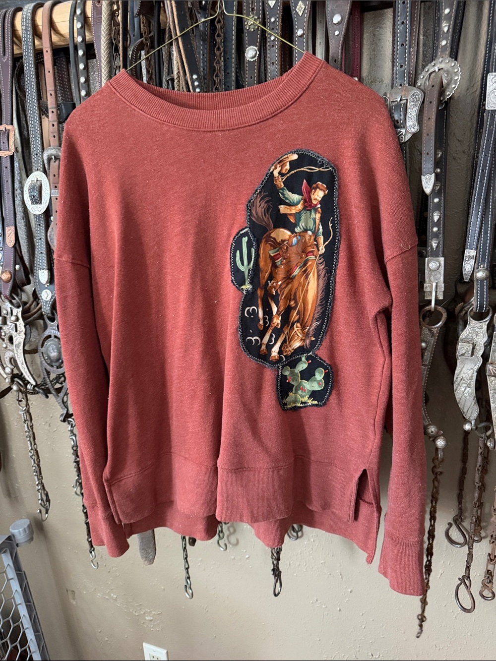Rust Red Western Rodeo Patch Sweatshirt - Picture 1 of 1